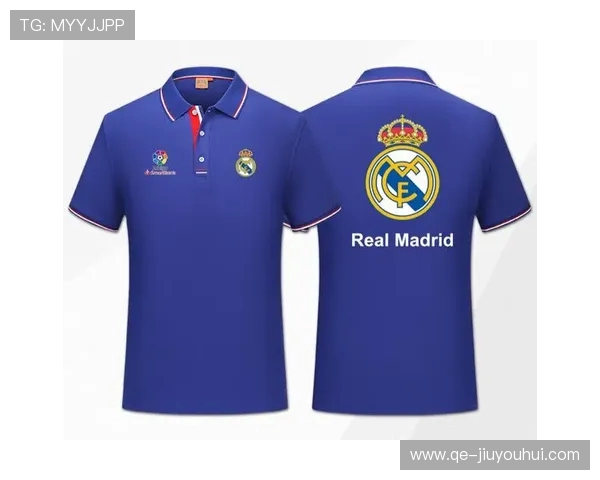 时尚与运动结合 足球主题小polo衫展现个性与活力